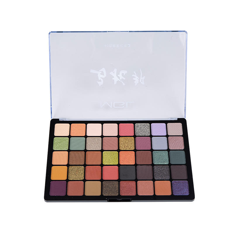 40 Color Classic Eyeshadow Palettle